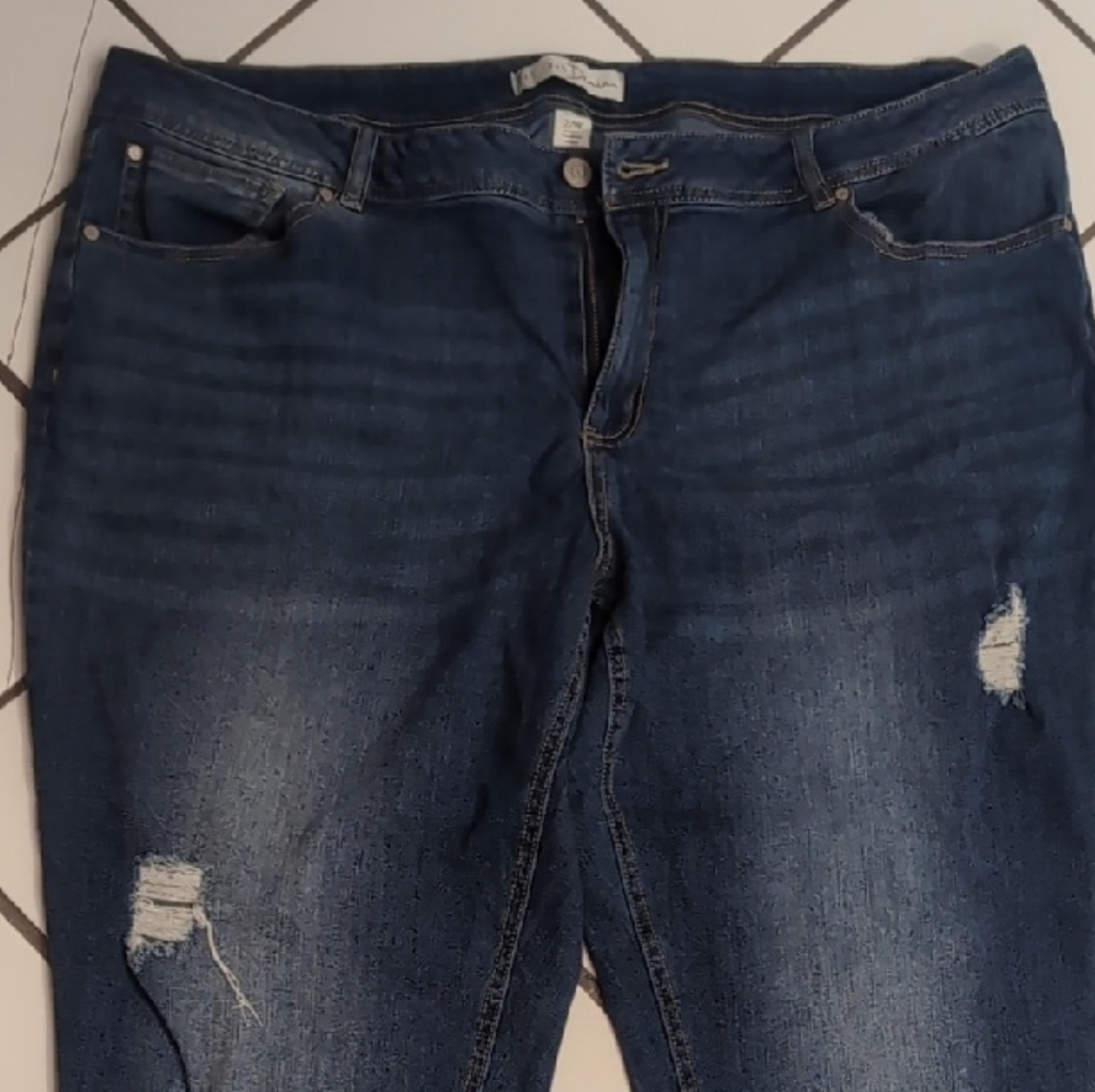 Stylish Dark Blue Skinny Jeans